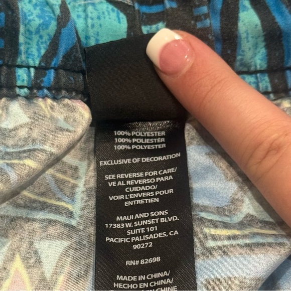 Maui and Sons Hawaiian Surf Printed Swim Trunks Beach
Waves Resort Men’s Size S - Picture 7 of 11